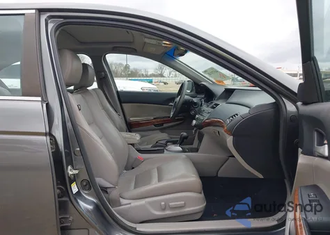 2012 Honda Accord 2.4 Ex-L z USA, uszkodzony, nr VIN 1HGCP2F87CA213593